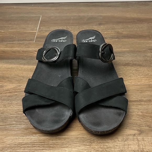 Dansko Susie Black Milled Nubuck Strappy Buckle Cork Wedge Sandal Size 42 - Picture 7 of 10